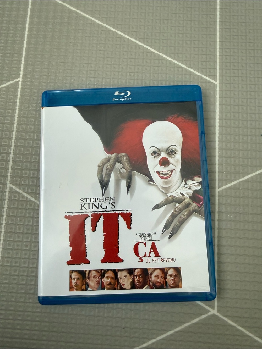 Warner Bros. Blu‑ray Stephen King’s IT — White, Red, Blue